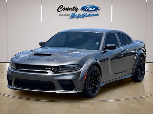 Used 2023 Dodge Charger SRT Hellcat w/ Harman/Kardon Audio Group RWD image 2