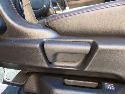 Used 2025 Honda Odyssey Sport-L image 57