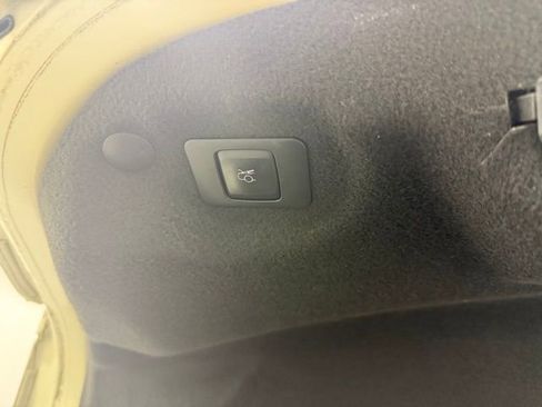 Used 2015 Lincoln MKZ w/ Equipment Group 102A Reserve image 8