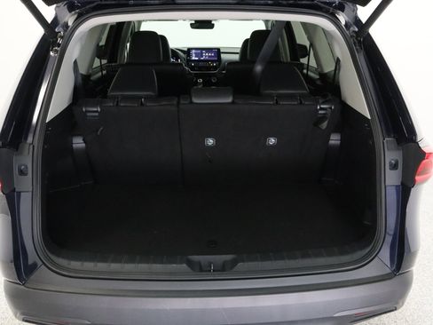 Certified 2025 Toyota Grand Highlander FWD image 34