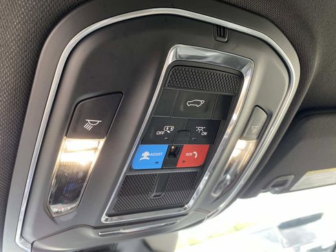 Certified 2024 Jeep Grand Cherokee Altitude image 20