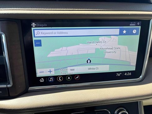 Used 2021 GMC Yukon Denali w/ Denali Premium Package AWD/4WD image 24