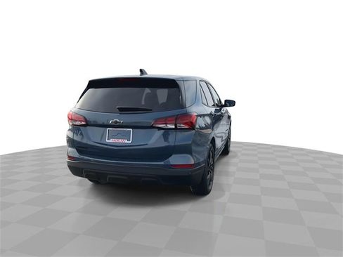 Used 2024 Chevrolet Equinox LS w/ LS Convenience Package image 7