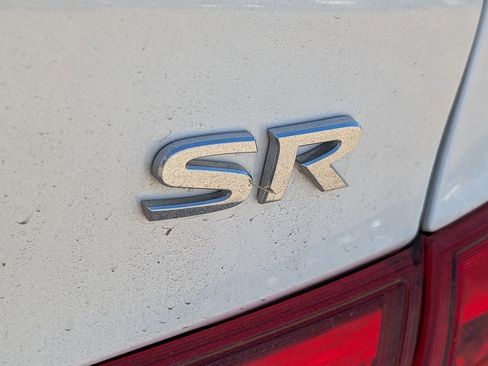 Used 2015 Nissan Sentra SR w/ SR Premium Package image 6