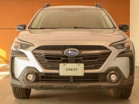Used 2023 Subaru Outback Premium AWD/4WD image 2