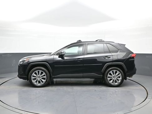 Certified 2024 Toyota RAV4 XLE Premium image 9