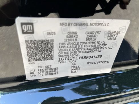 New 2025 GMC Sierra 3500 Denali Ultimate image 35