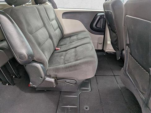 Used 2020 Dodge Grand Caravan SE w/ UConnect Hands-Free Group FWD image 20