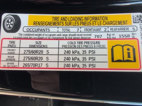 Used 2023 GMC Yukon AT4 w/ AT4 Premium Package AWD/4WD image 30
