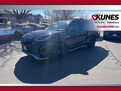 Used 2024 Toyota Highlander XSE AWD/4WD image 12