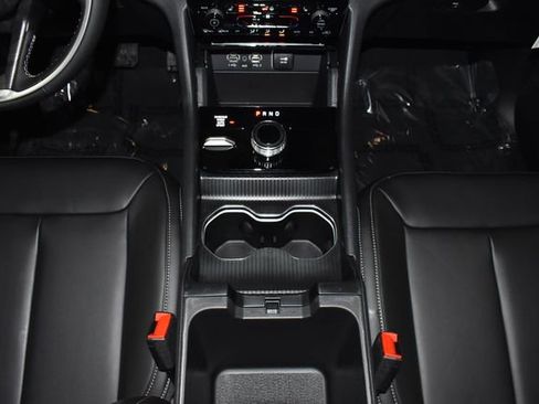 New 2025 Jeep Grand Cherokee Limited w/ Trailer Tow Package image 22