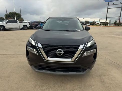 Used 2023 Nissan Rogue SV FWD image 3