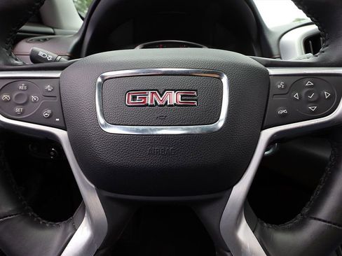 Used 2020 GMC Terrain SLT w/ Preferred Package image 33