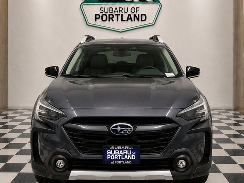 Used 2023 Subaru Outback Limited AWD/4WD image 2
