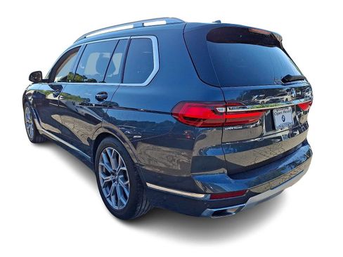 Used 2021 BMW X7 xDrive40i w/ Cold Weather Package AWD/4WD image 4