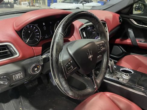 Used 2021 Maserati Ghibli S RWD image 3