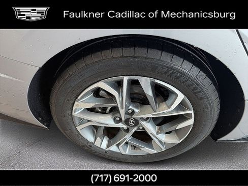 Used 2023 Hyundai Sonata SEL w/ Convenience Package FWD image 9