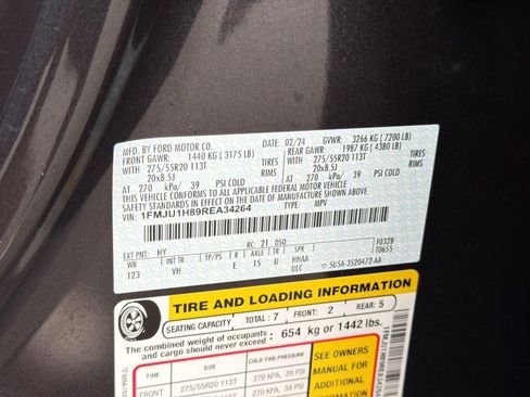 Certified 2024 Ford Expedition XLT RWD image 19