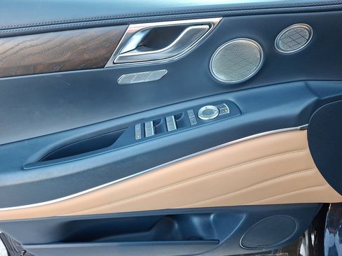 Certified 2024 Genesis GV80 3.5T w/ Prestige Package image 12