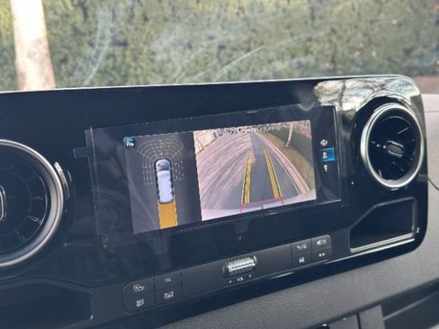 Used 2023 Mercedes-Benz Sprinter 3500 w/ Parking Package image 18