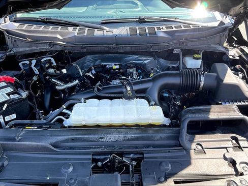 Used 2023 Ford F150 Lariat image 32