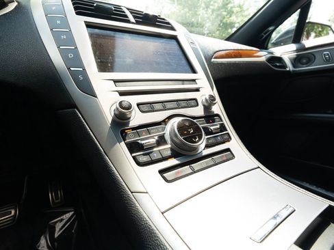Used 2019 Lincoln MKZ Reserve w/ Reserve Plus Package AWD/4WD image 38