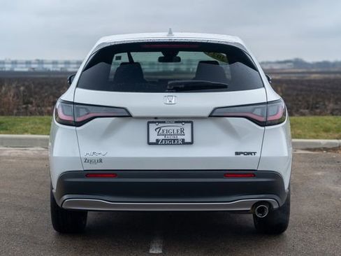 Used 2023 Honda HR-V Sport image 6