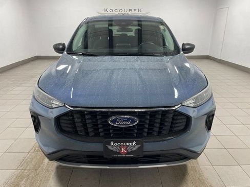 Used 2024 Ford Escape Active AWD/4WD image 2