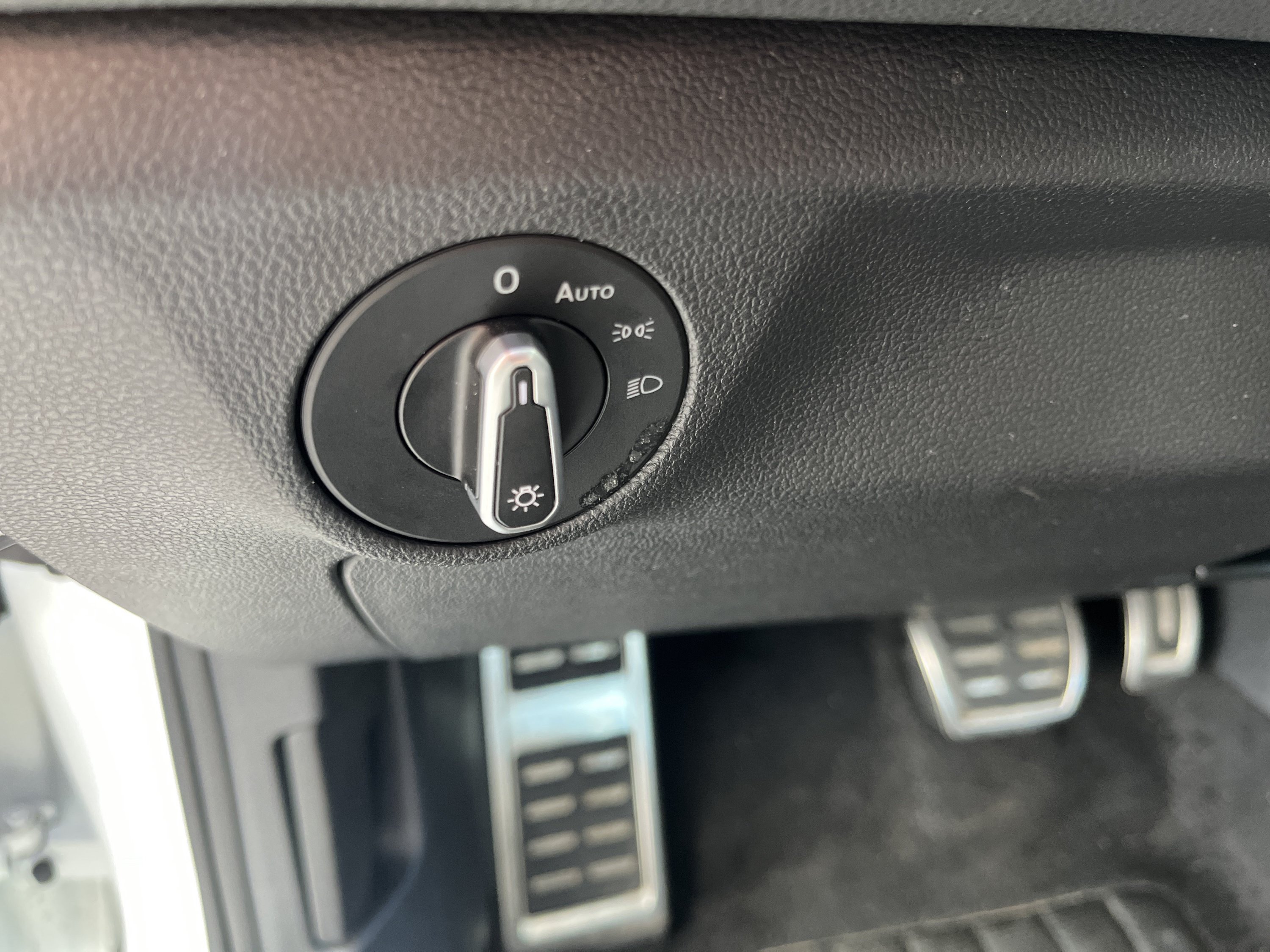 Used 2025 Volkswagen Jetta Sport FWD image 21