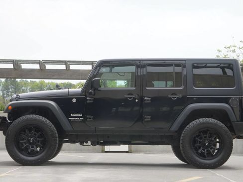 Used 2016 Jeep Wrangler Unlimited Sport w/ Quick Order Package 24S AWD/4WD image 9