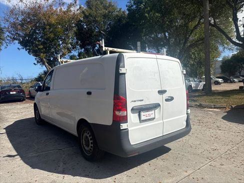 Used 2018 Mercedes-Benz Metris image 9