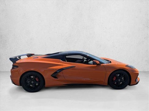 Used 2022 Chevrolet Corvette Stingray Premium Conv w/ Z51 Performance Package RWD image 4