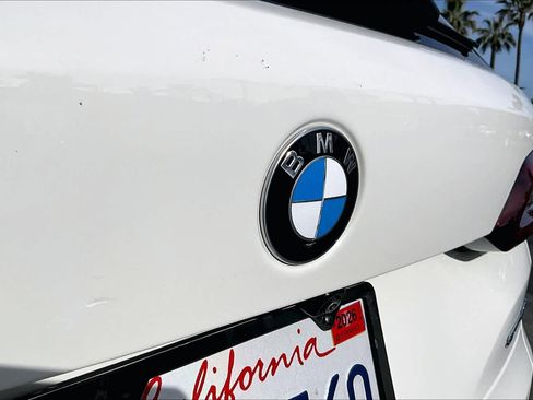Used 2022 BMW X5 sDrive40i w/ Parking Assistance Package image 29