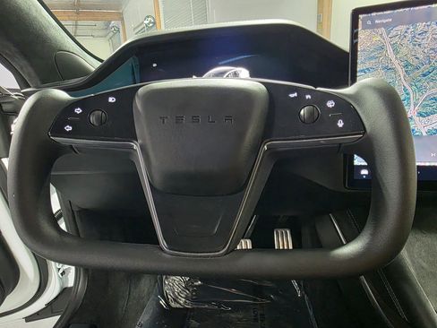 Used 2023 Tesla Model S Standard Range image 35