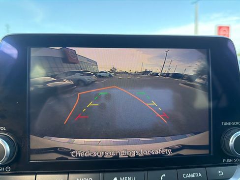 Certified 2023 Nissan Rogue SV image 34