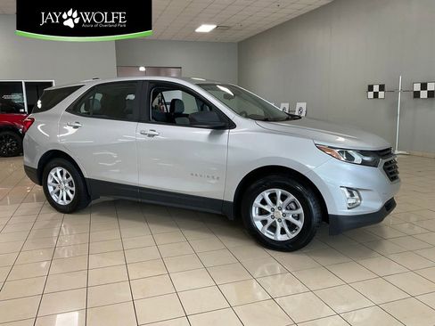 Used 2021 Chevrolet Equinox LS AWD/4WD image 1
