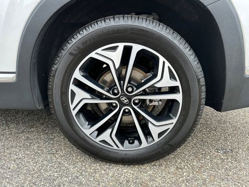 Used 2019 Hyundai Santa Fe Limited FWD image 21