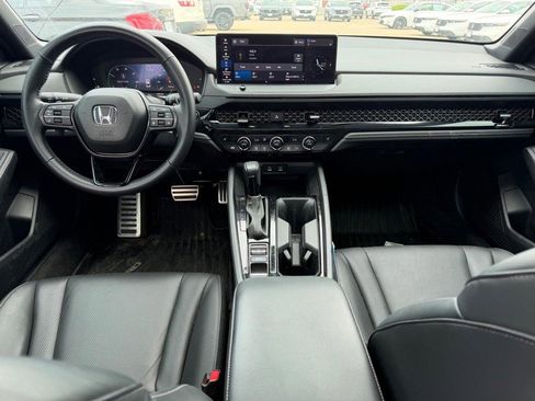 Used 2023 Honda Accord Sport image 10