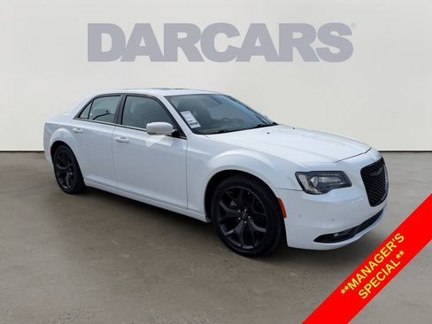 Used 2022 Chrysler 300 S RWD image 1