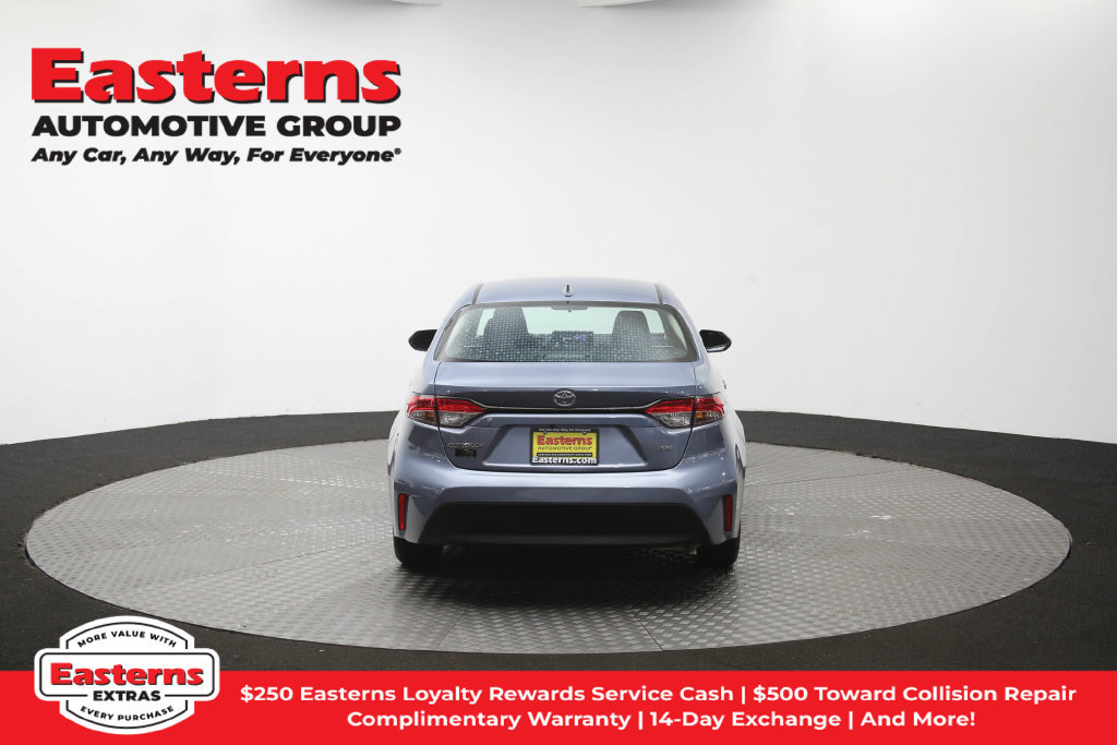Used 2025 Toyota Corolla LE FWD image 38