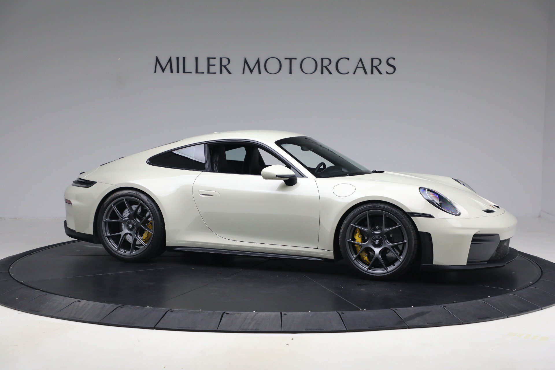Used 2026 Porsche 911 GT3 RWD image 10