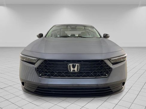 New 2025 Honda Accord SE image 9