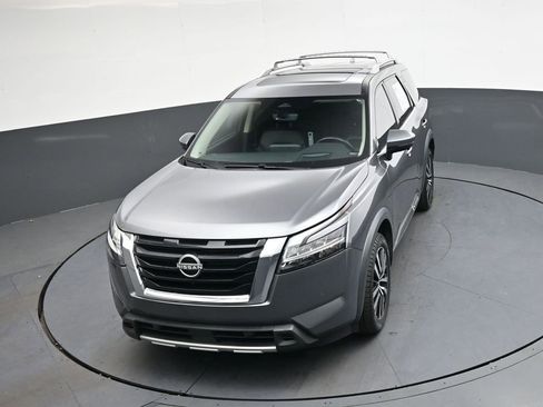 Used 2023 Nissan Pathfinder Platinum w/ Cargo Package image 31