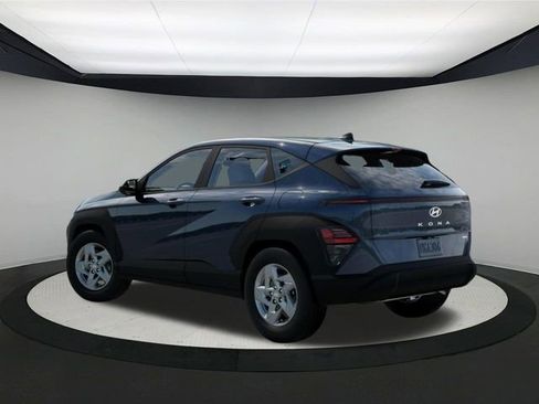New 2026 Hyundai Kona SE image 5