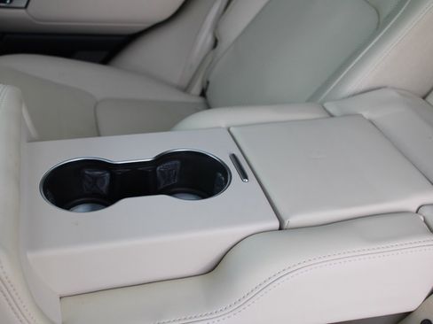 Used 2021 Land Rover Range Rover Westminster Edition image 38