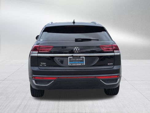 Used 2020 Volkswagen Atlas Cross Sport SE w/ Panoramic Sunroof Package image 5
