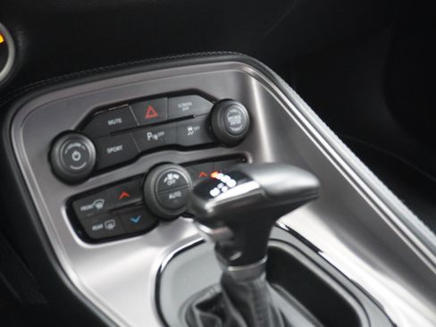 Used 2023 Dodge Challenger GT w/ Performance Handling Group image 19