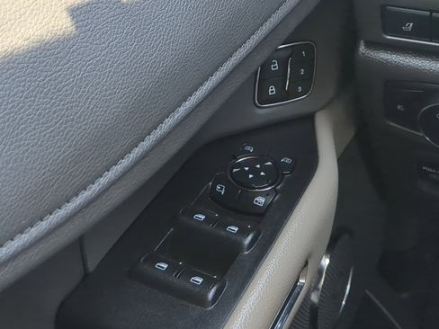 Certified 2020 Ford Expedition XLT w/ Equipment Group 202A AWD/4WD image 23