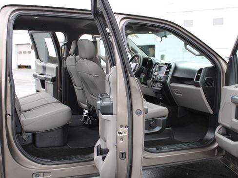 Used 2018 Ford F150 XLT AWD/4WD image 13