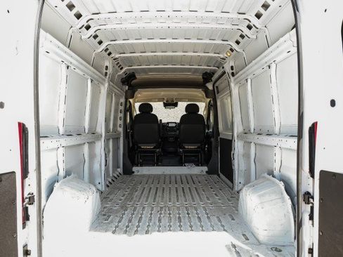 Used 2023 RAM ProMaster 2500 FWD image 36